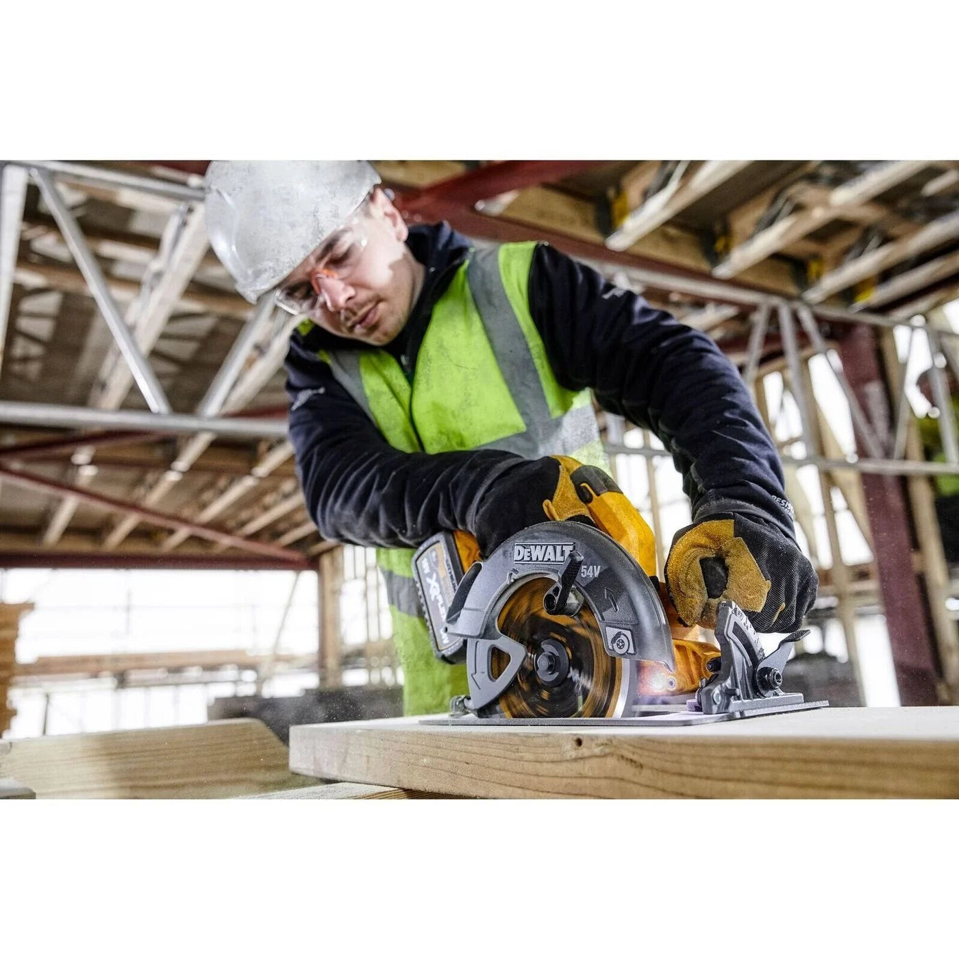 DeWALT 54V FlexVolt Cordless Circular Saw DCS578N-XE - Skin Only