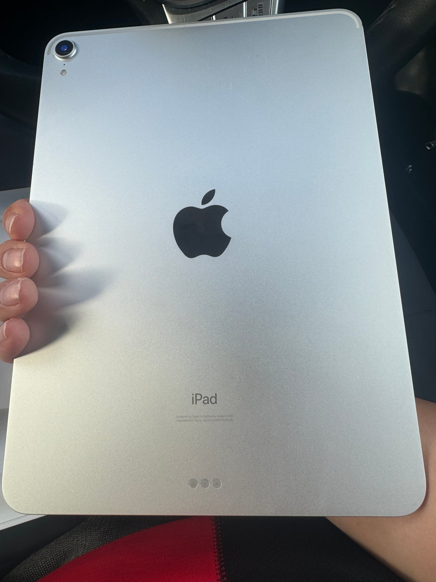 Very tidy Apple iPad Pro 11" 256GB IOS17 battery health 81%