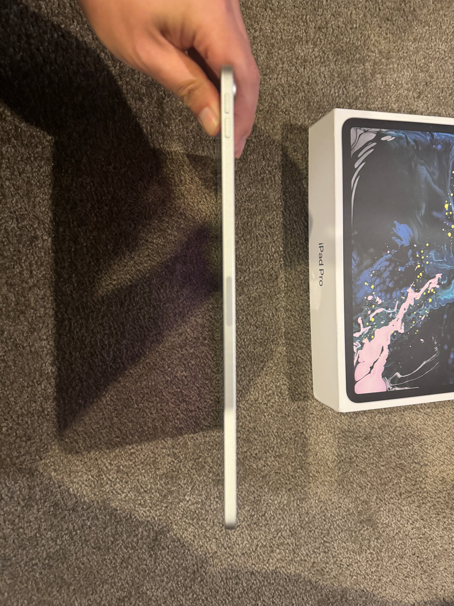 Very tidy Apple iPad Pro 11" 256GB IOS17 battery health 81%