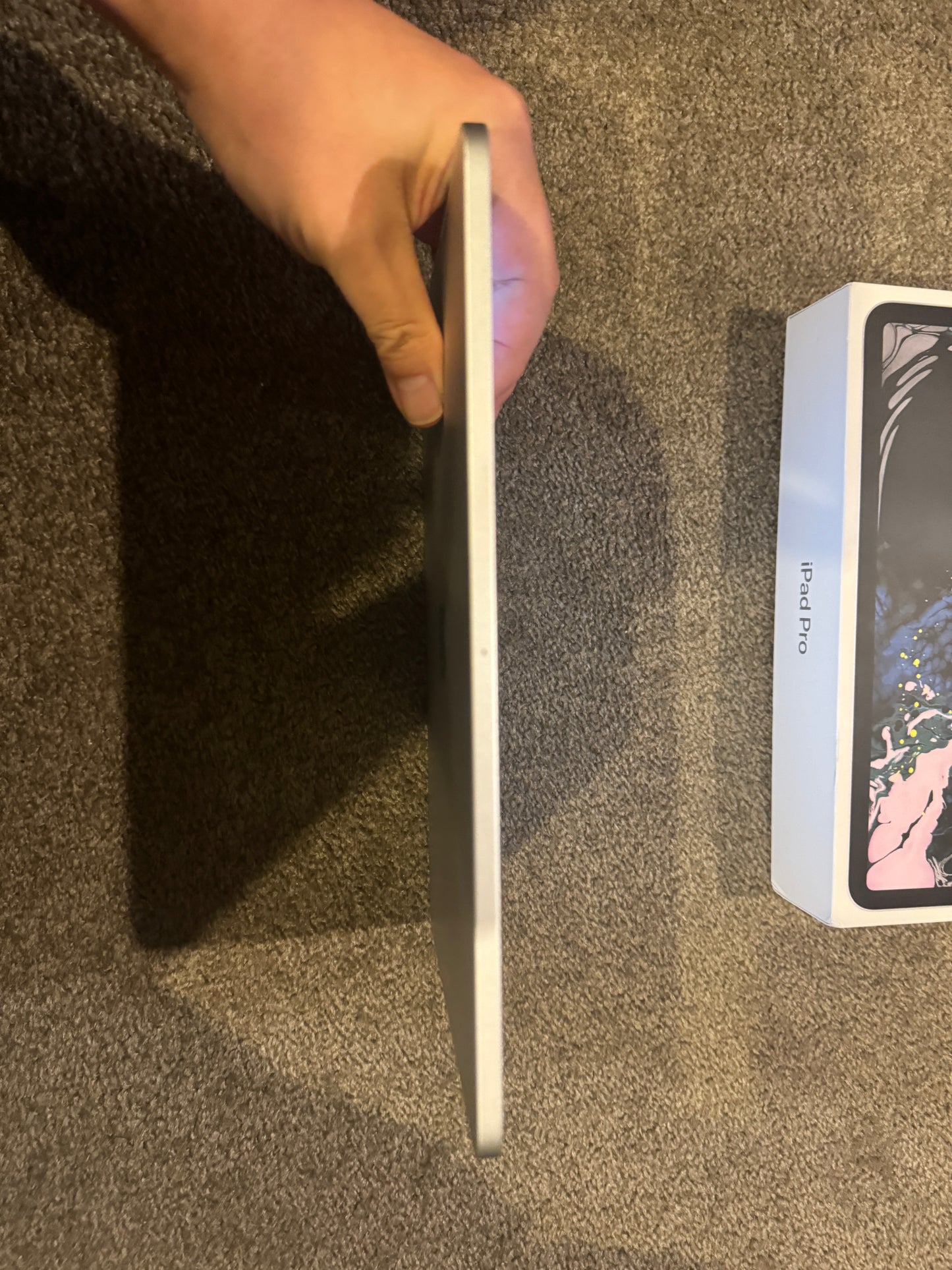 Very tidy Apple iPad Pro 11" 256GB IOS17 battery health 81%