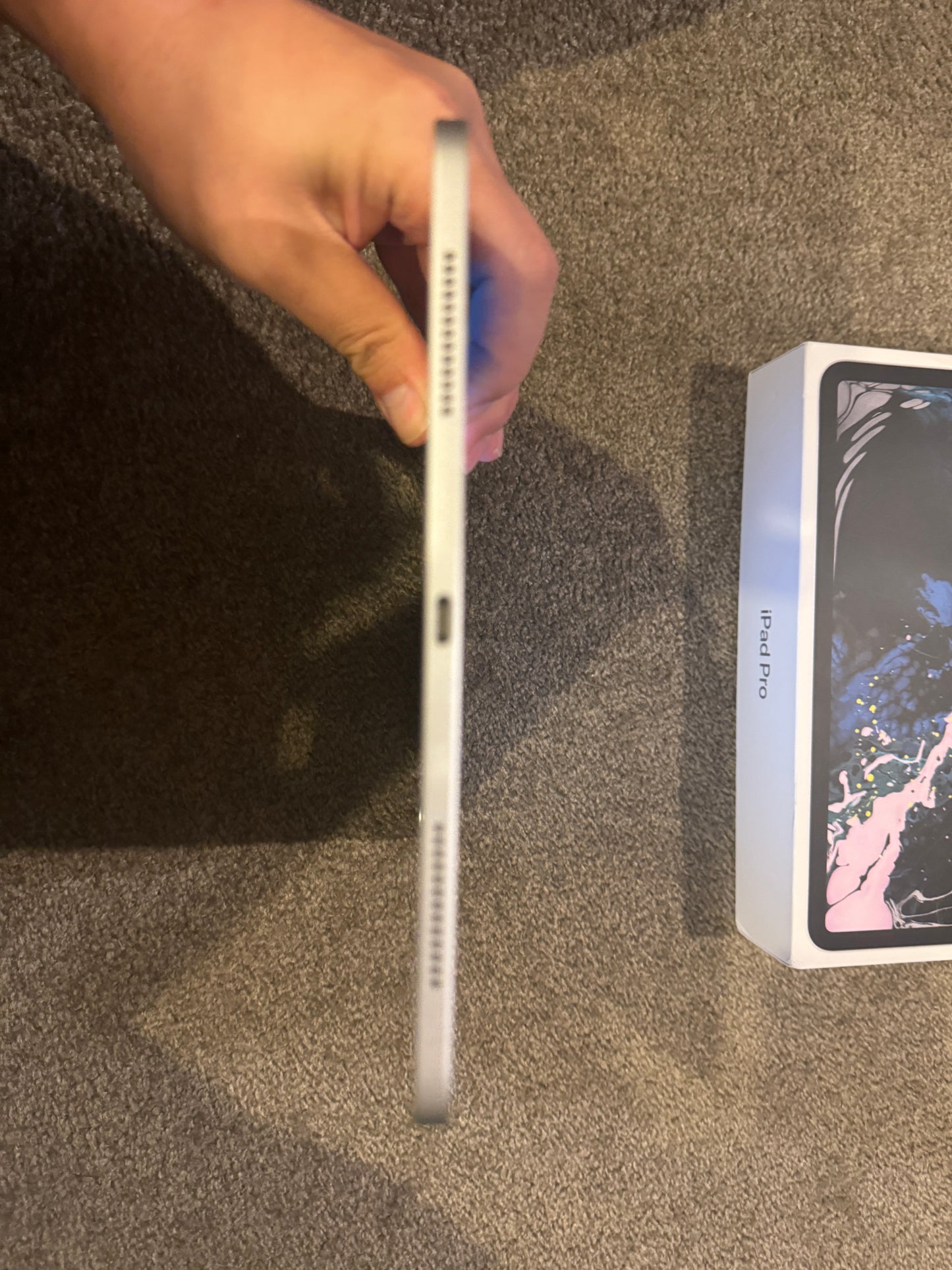 Very tidy Apple iPad Pro 11" 256GB IOS17 battery health 81%