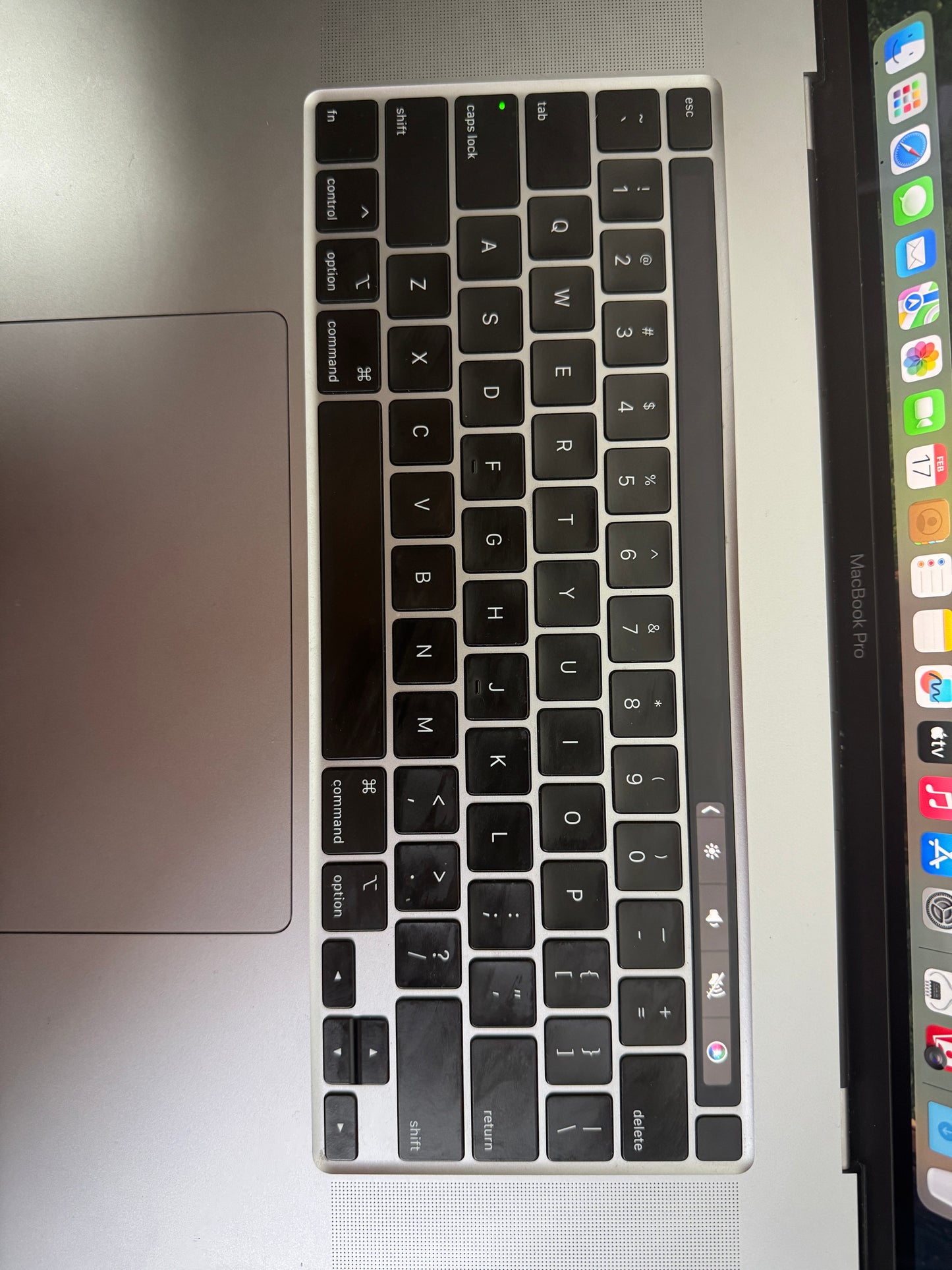 Excellent Apple MacBook Pro "Core i7" 16" 2021 32GB 512GB Touch ID Touch bar