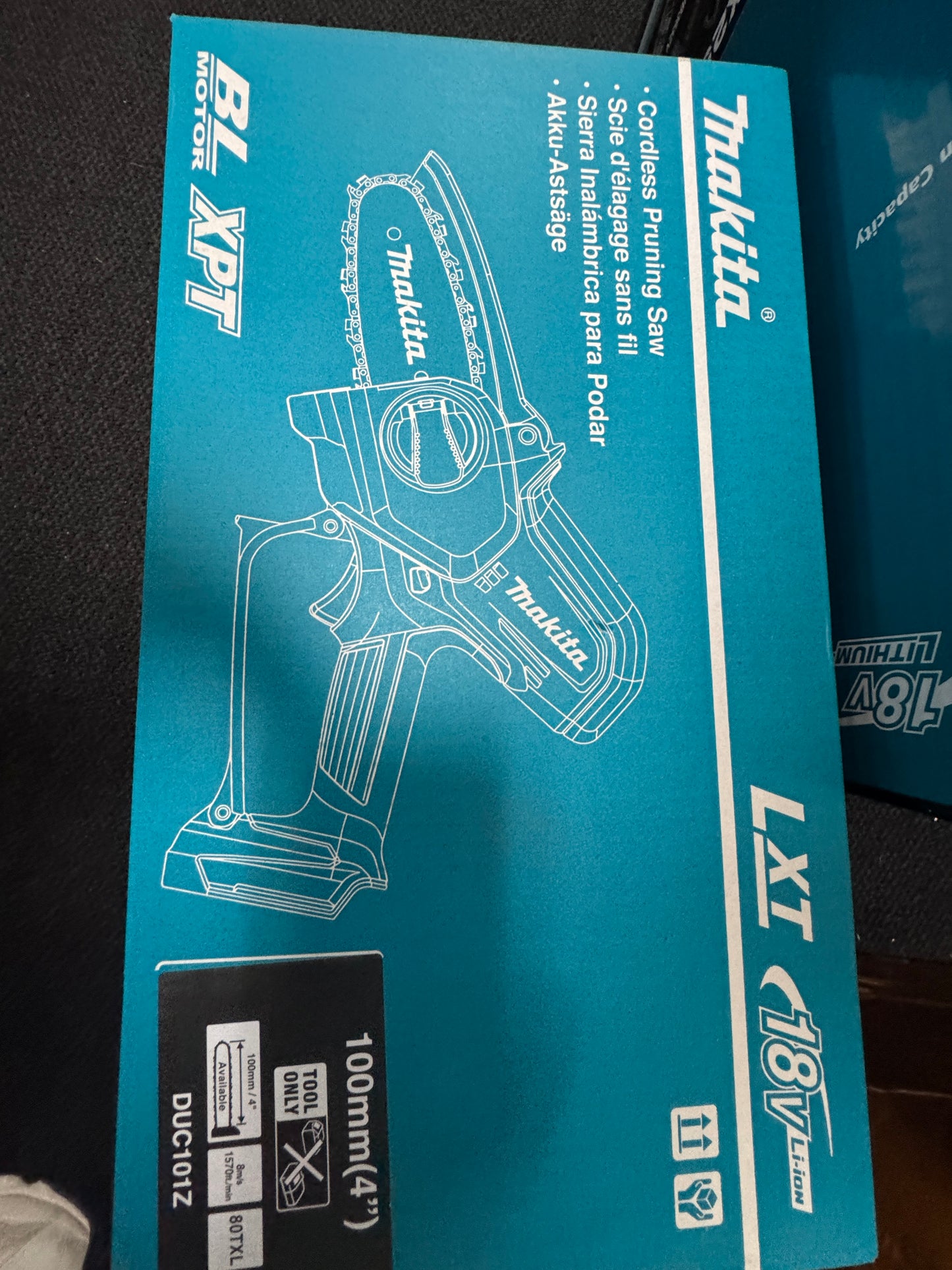 Makita DUC101Z 18V Li-ion Cordless Brushless 100mm (4") Pruning Saw - Skin Only