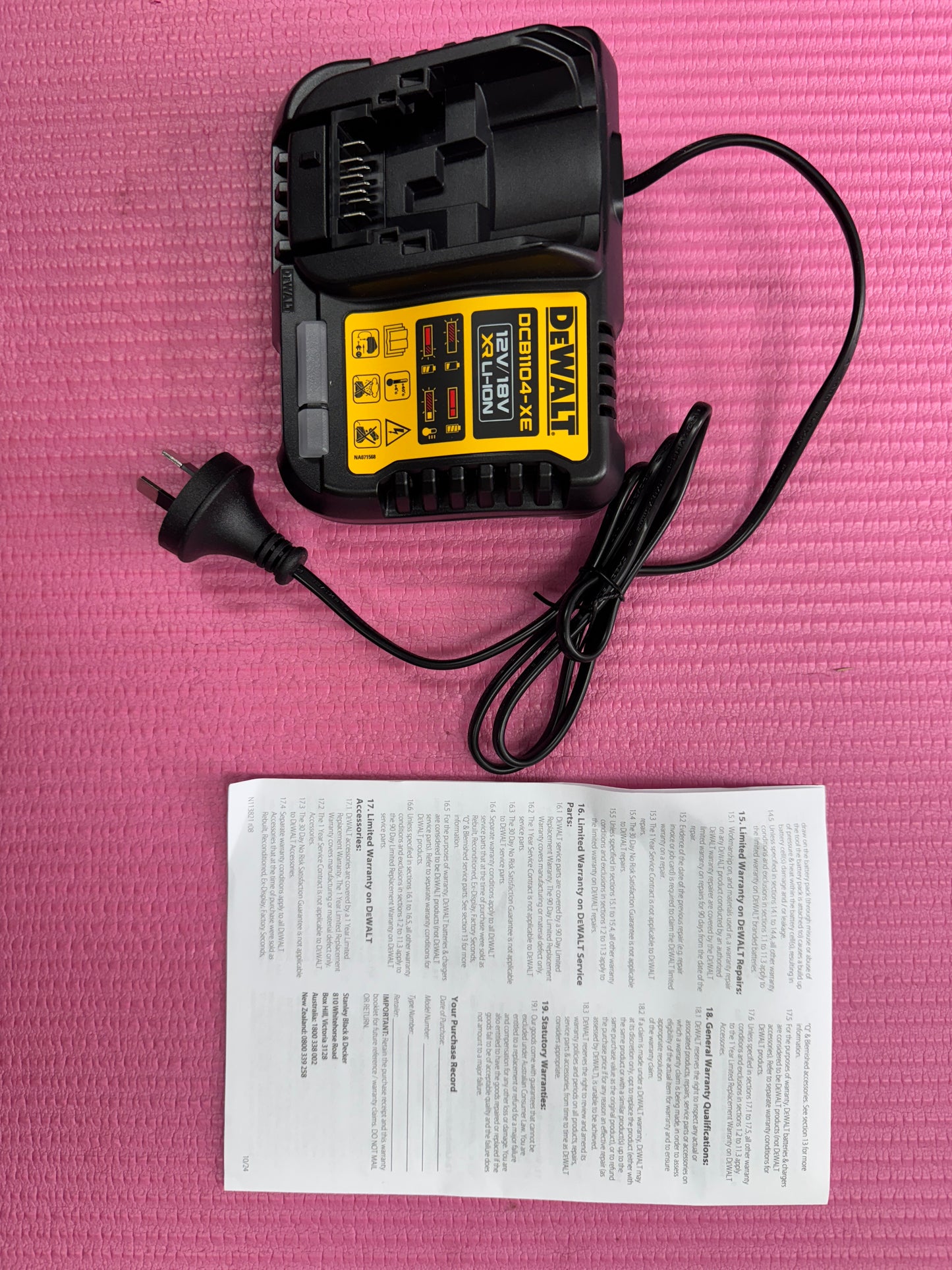 DEWALT BATTERY CHARGER MULTI VOLTAGE 12/18/54V