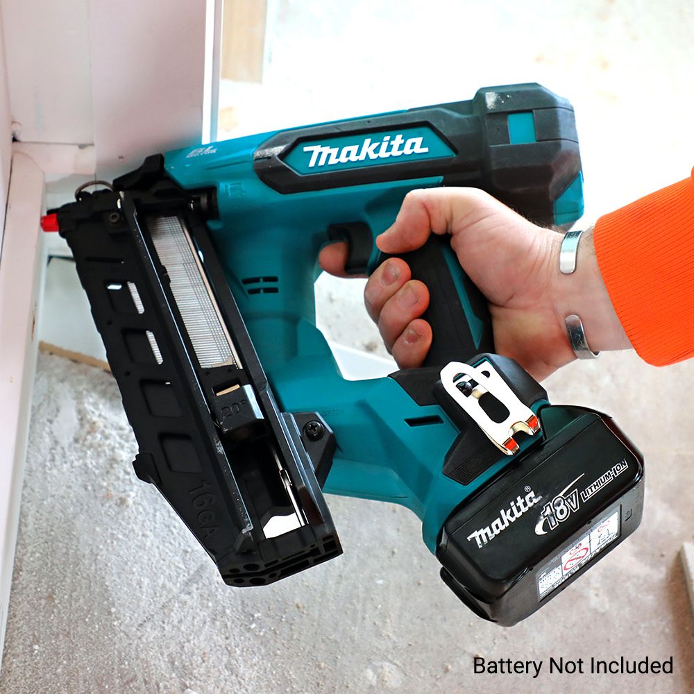 Makita DBN610Z 18V LXT Li-ion Cordless 16 Gauge Angled Finishing Nailer - Skin Only