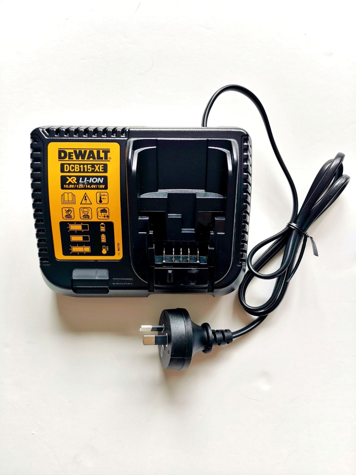 Genuine Original Dewalt DCB115-XE XR Lithium Ion Battery Charger