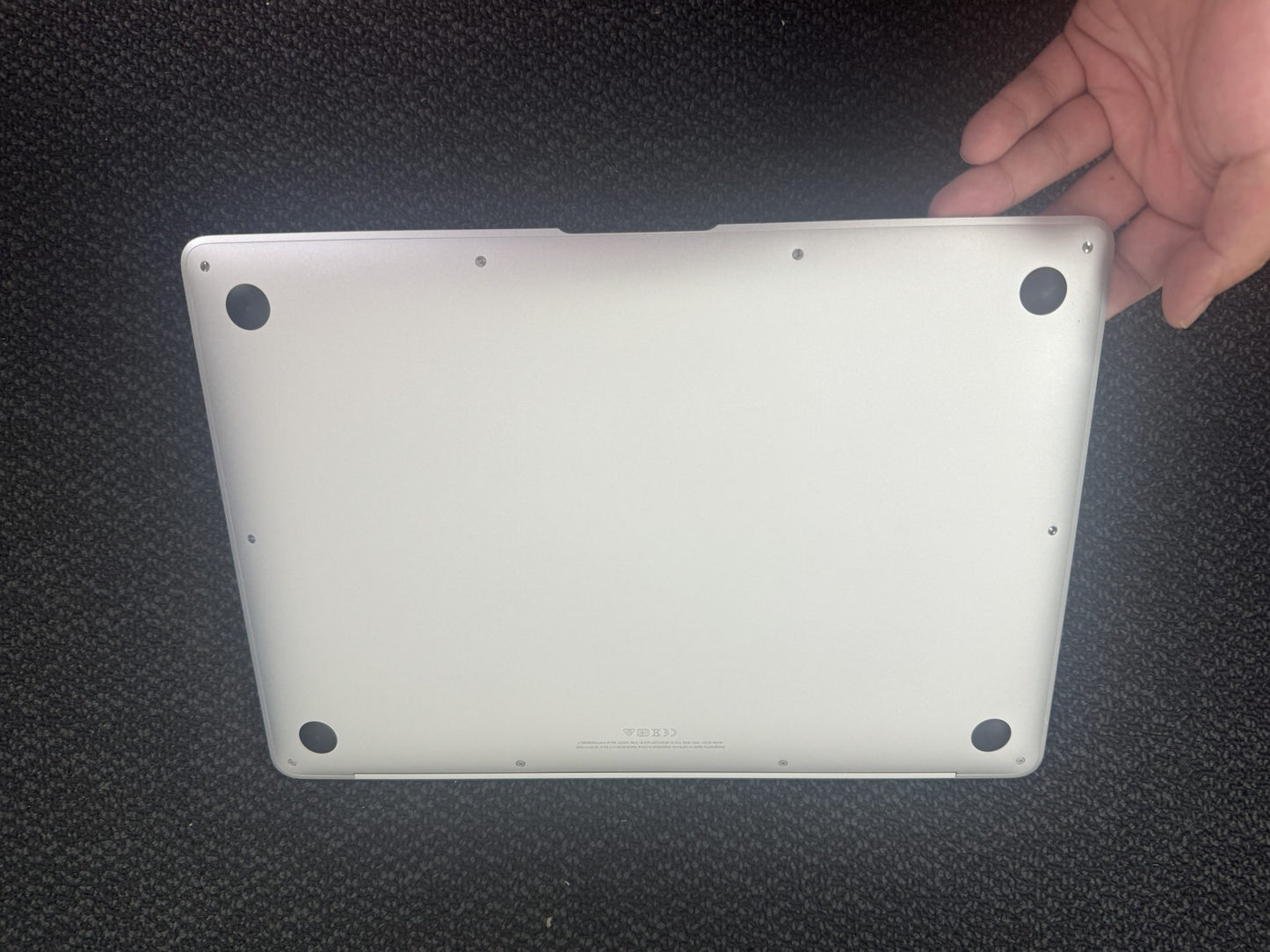 Excellent Apple MacBook Air 13’‘ M1 2020 8GB 256GB Battery Count 370