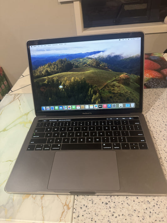 Immaculate MacBook Pro 13-inch 2019 16GB 256GB touch bar battery count 406