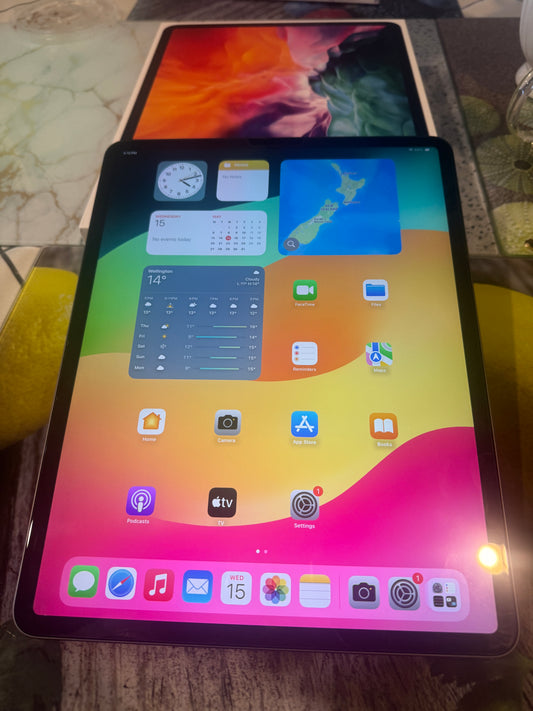 Very Tidy Apple iPad Pro 12.9" (Wi-Fi Only - 4th Gen) 128GB 2020