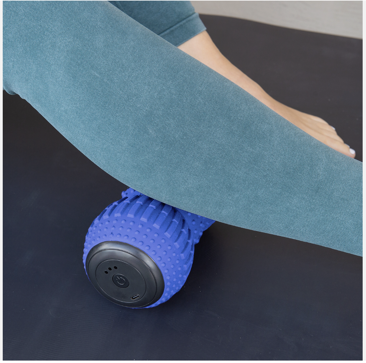 FitSmart Viberoller V1 Massager Muscle Recovery Portable USB Charging Vibrating